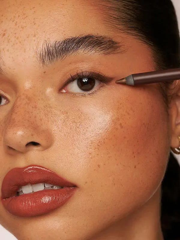 GlowForge — Own Every Moment with Smudge-Proof, Jaw-Dropping Eyes That Last All Day