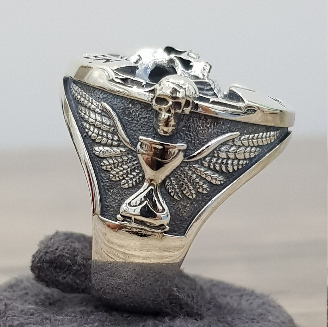 DeathDefy Skull Ring — Ignite Your Bold Spirit and Own Every Second Like a Rebel