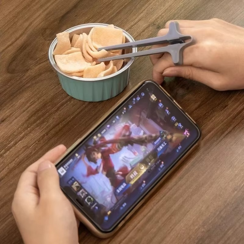 GripEase Pro — Snack Clean, Stay Focused, Crush Every Challenge