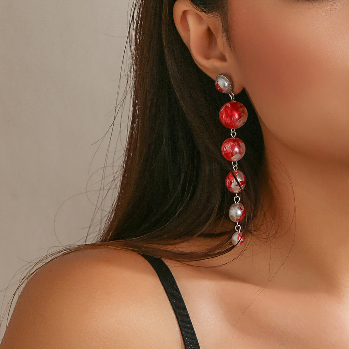 VampiraLuxe — Ignite Fierce Confidence with Dark Pearl Power