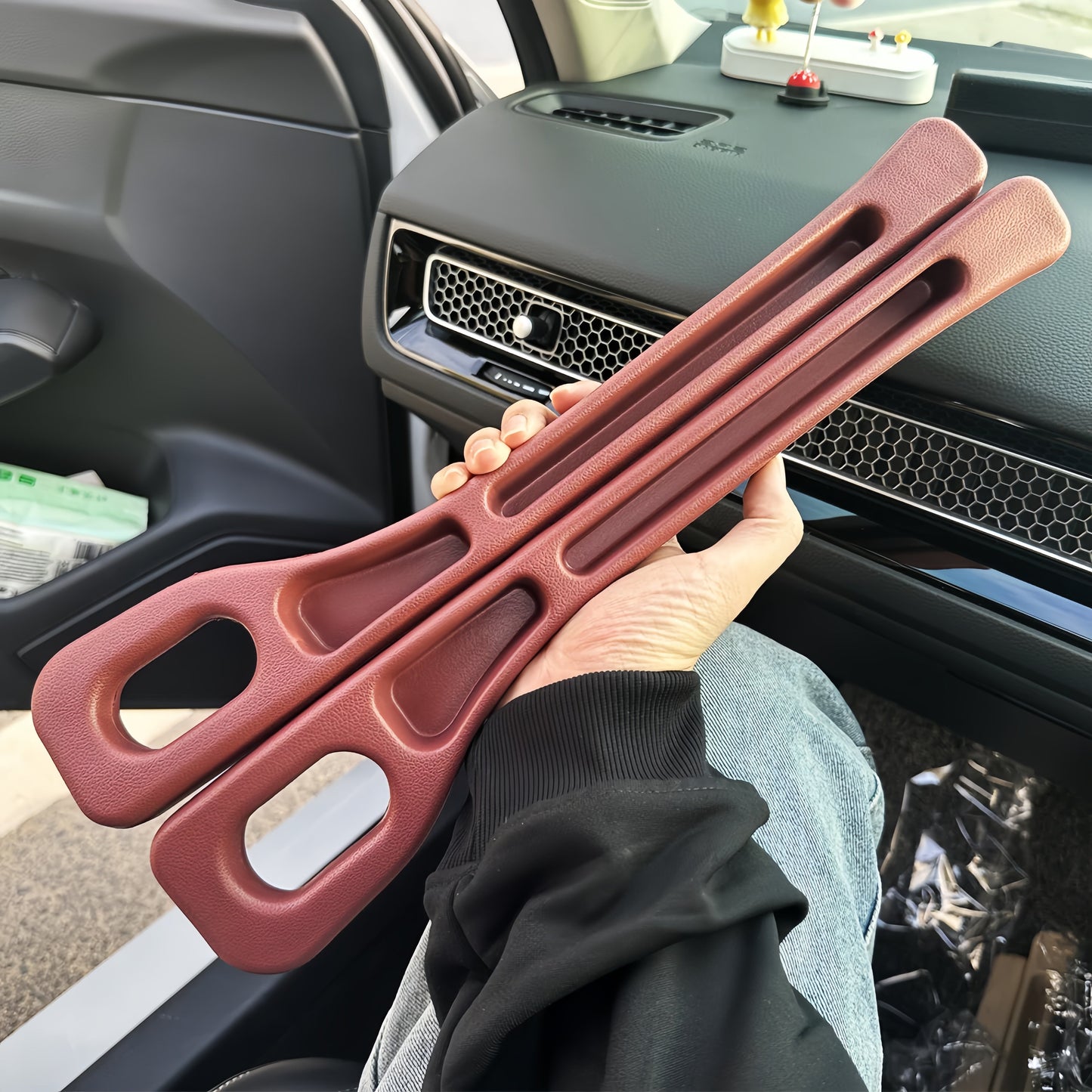 FlashHold™ — Take Back Control and Never Lose Your Essentials Again