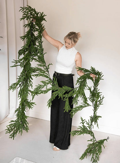 FiernaPine Garland — Transform Every Space into a Lush, Festive Masterpiece That Wows Instantly