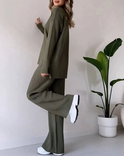 Knit Two-Piece Set — Slip Into Supreme Comfort and Own Every Moment with Effortless Style