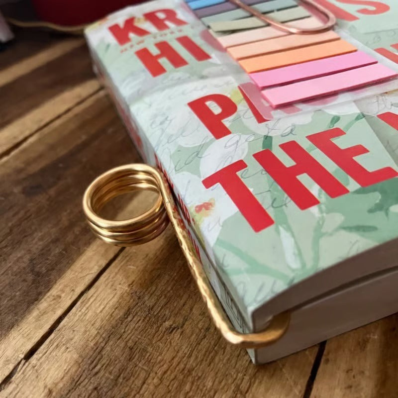 GliderGrip — Enjoy Pain-Free Reading and One-Handed Freedom (1+1 free)