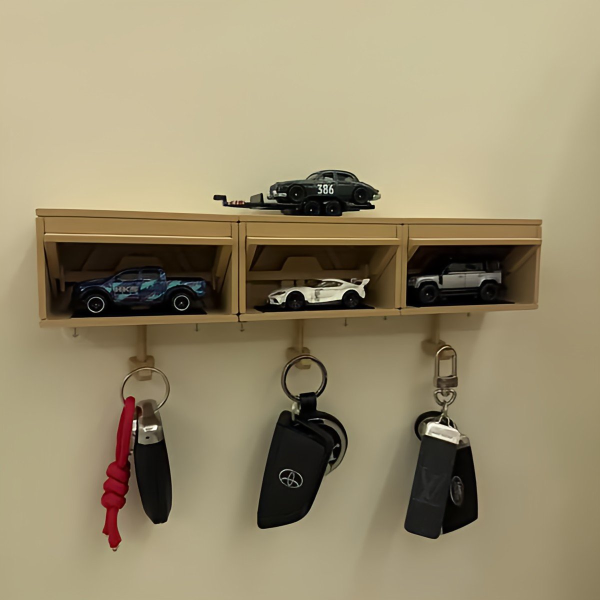 IronGrip™ Wall-Mounted Key Haven — Transform Key Chaos Into Instant Calm and Style