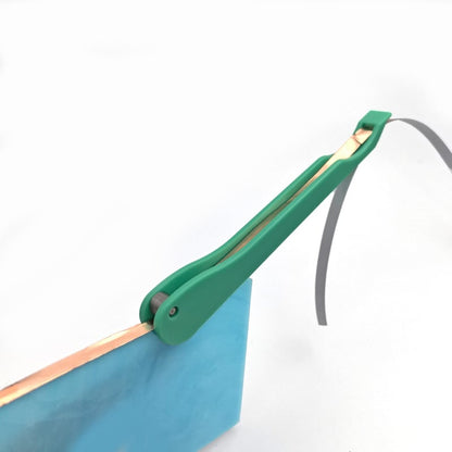 DynamoFoil™ — Craft Longer, Create Flawless Art Without Hand Pain