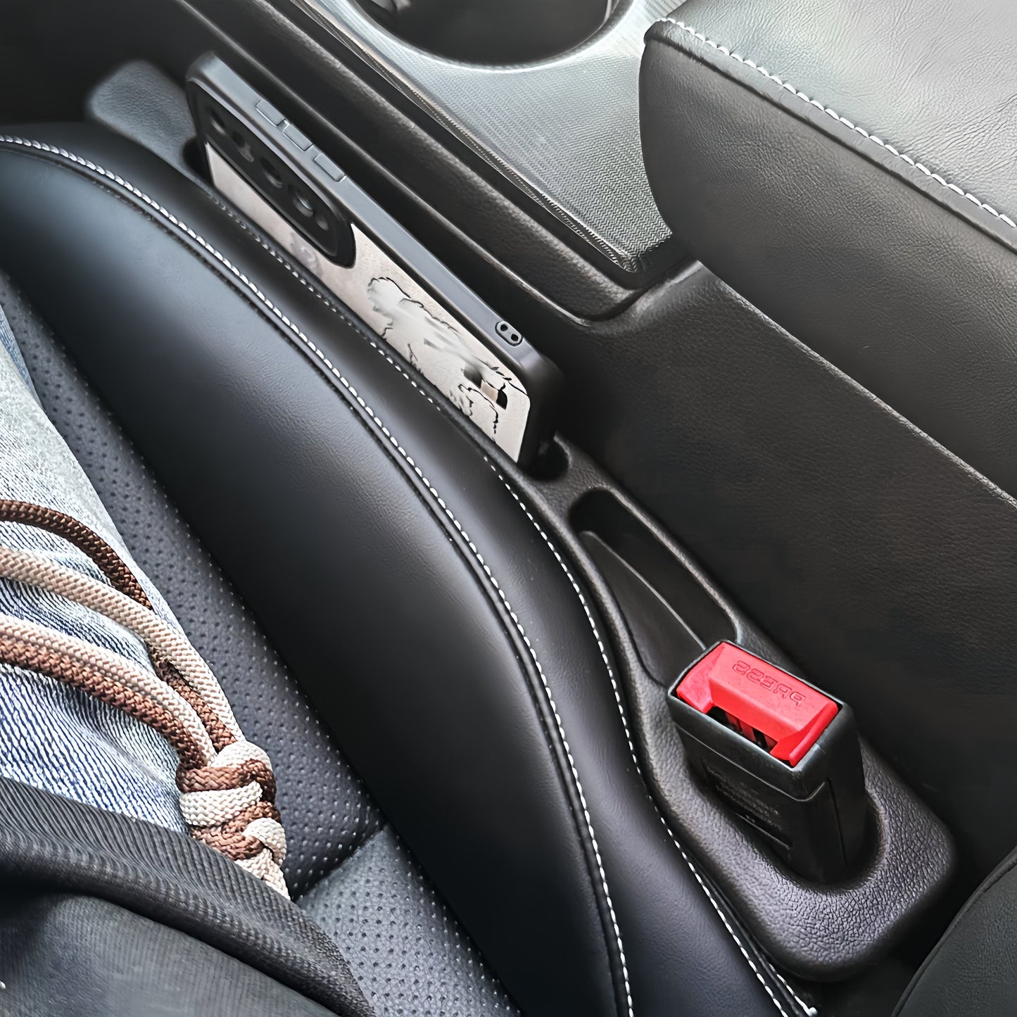 FlashHold™ — Take Back Control and Never Lose Your Essentials Again